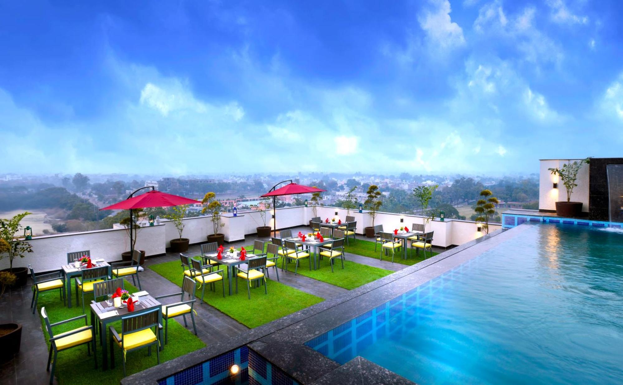 Hotel Golden Tulip Agra Agra  Exterior foto