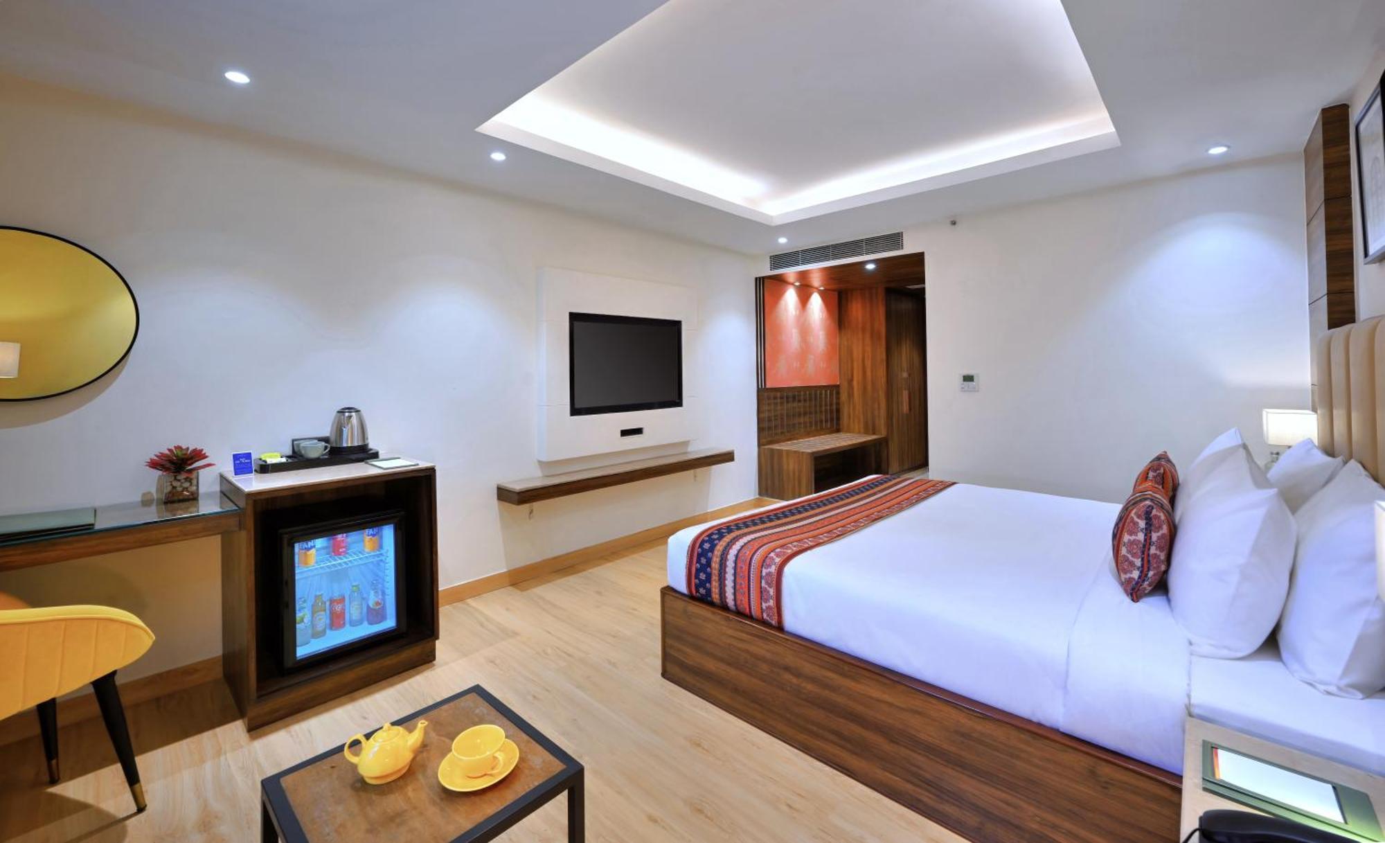 Hotel Golden Tulip Agra Agra  Exterior foto